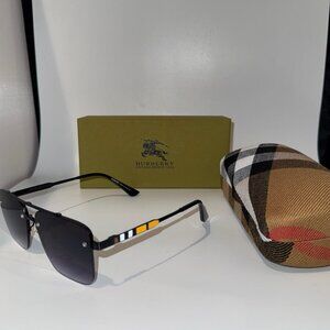 BURBERRY Sunglasses TB Collection